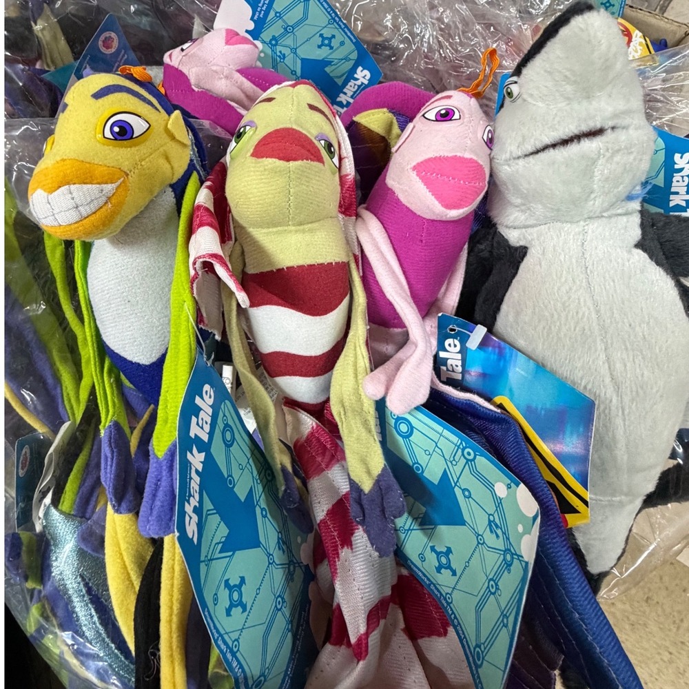 Y2K Vintage Dreamworks Shark Tale Plush Set Oscar Angie Lola Lenny 2004 NWT 4pc